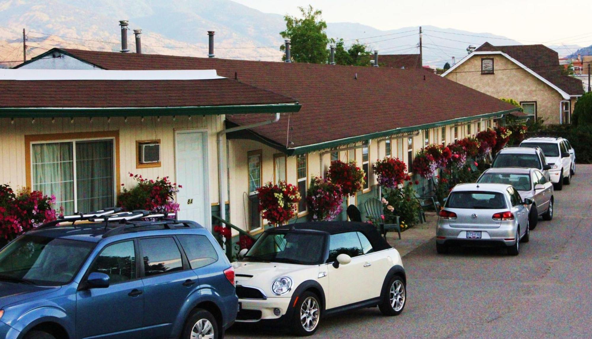 Boundary Motel Osoyoos Exterior photo