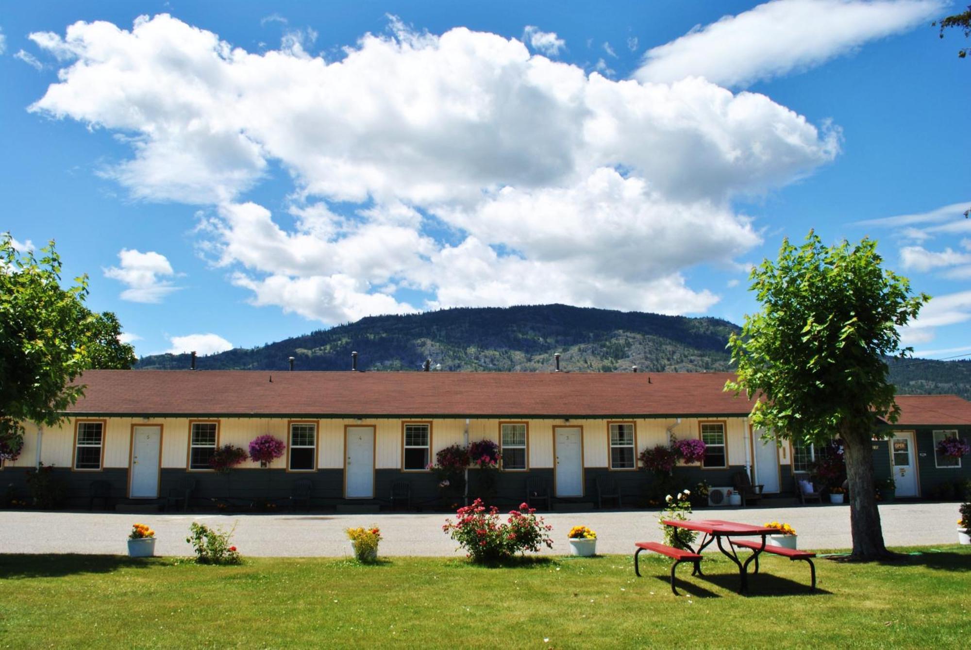 Boundary Motel Osoyoos Exterior photo